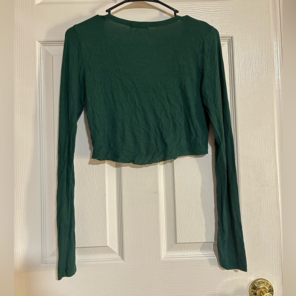 Medium Green Cropped V-line Long Sleeve